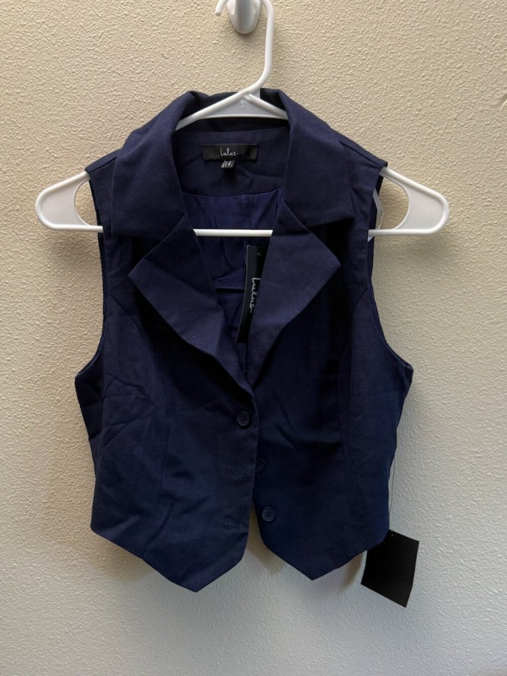 Lulus Charismatic Entrance Navy Blue Linen Collared Vest Top